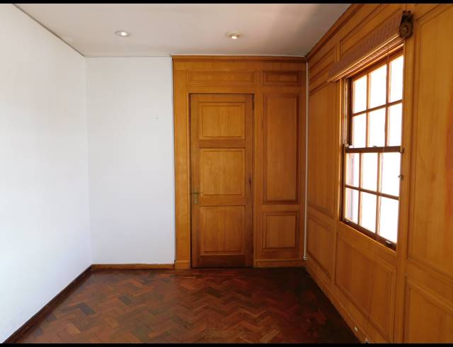 400M² OFFICE FOR SALE IN FERNDALE
